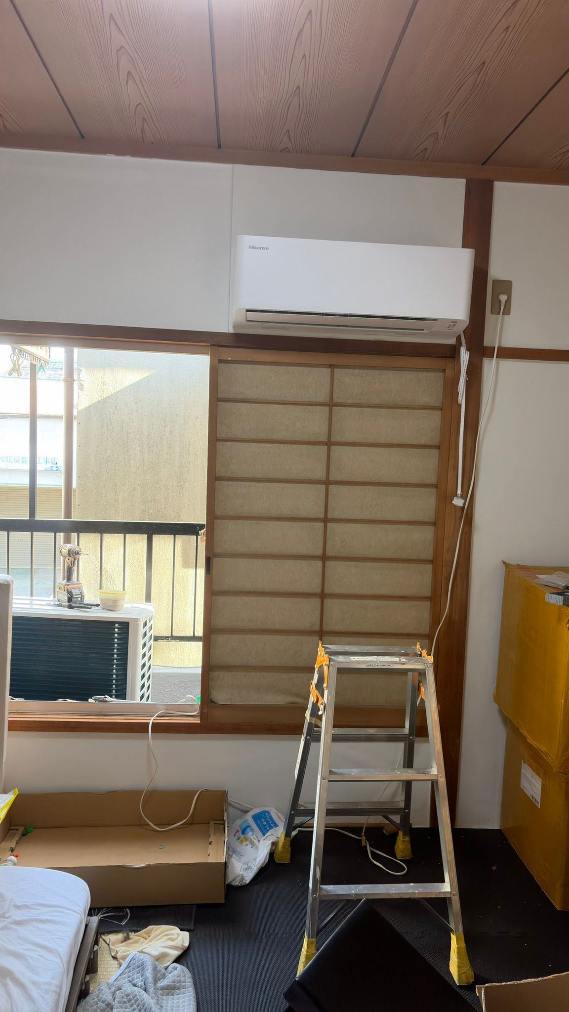 家庭用エアコン 設置工事